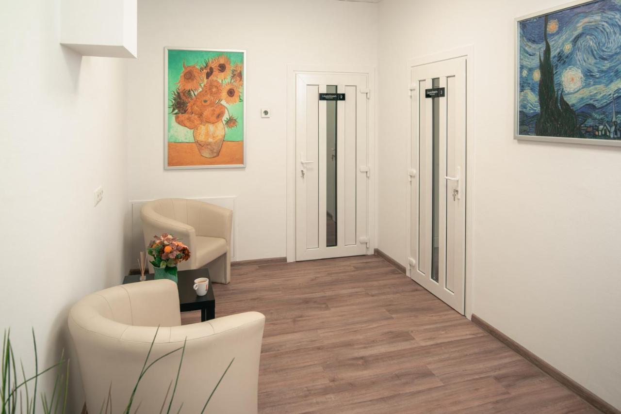 Laurentroom Center Ukmergė エクステリア 写真