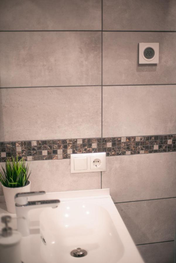 Laurentroom Center Ukmergė エクステリア 写真