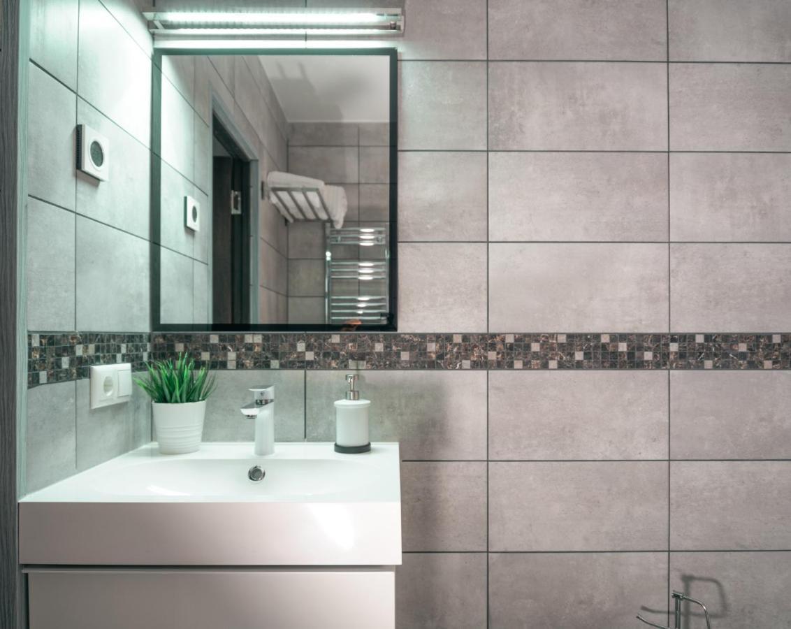 Laurentroom Center Ukmergė エクステリア 写真